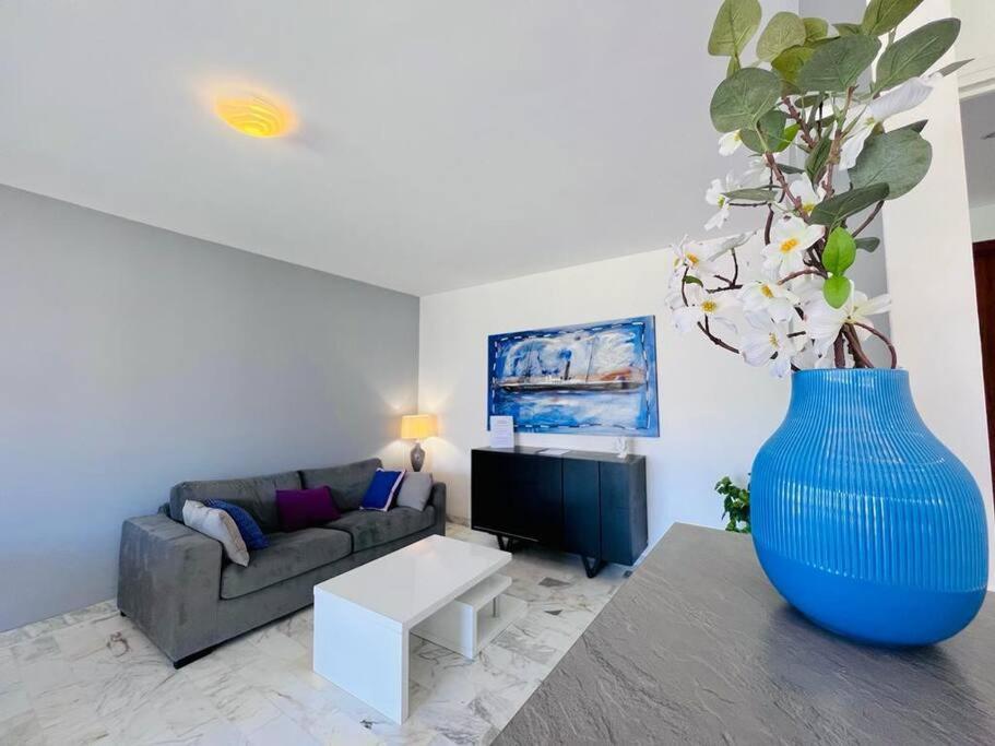 Le Pinede - Apt 4 Prs- Parking - Clim - 500M Plages Antibes Esterno foto